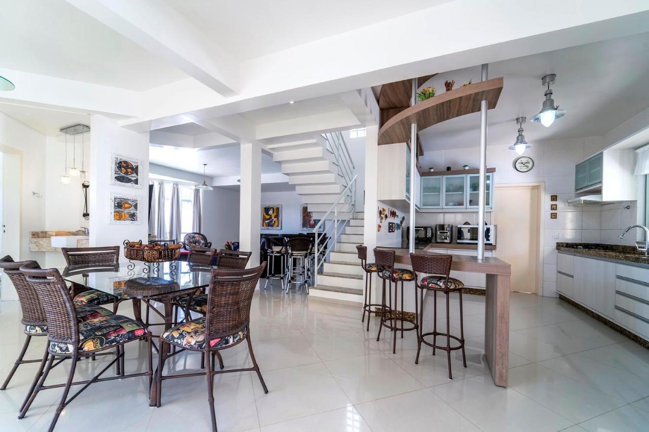 Casa De Praia Em Bombinhas Beach House ภายนอก รูปภาพ