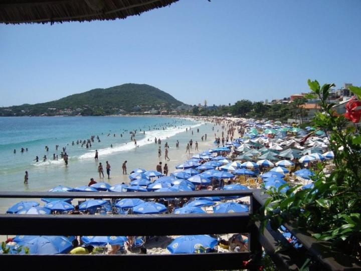 Casa De Praia Em Bombinhas Beach House ภายนอก รูปภาพ