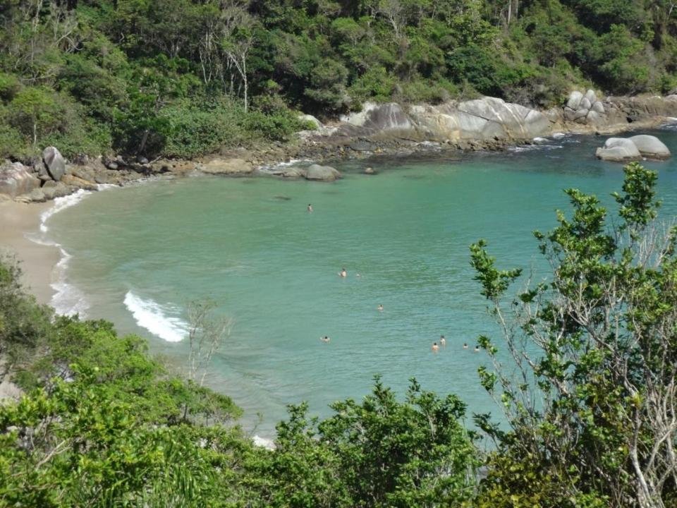 Casa De Praia Em Bombinhas Beach House ภายนอก รูปภาพ