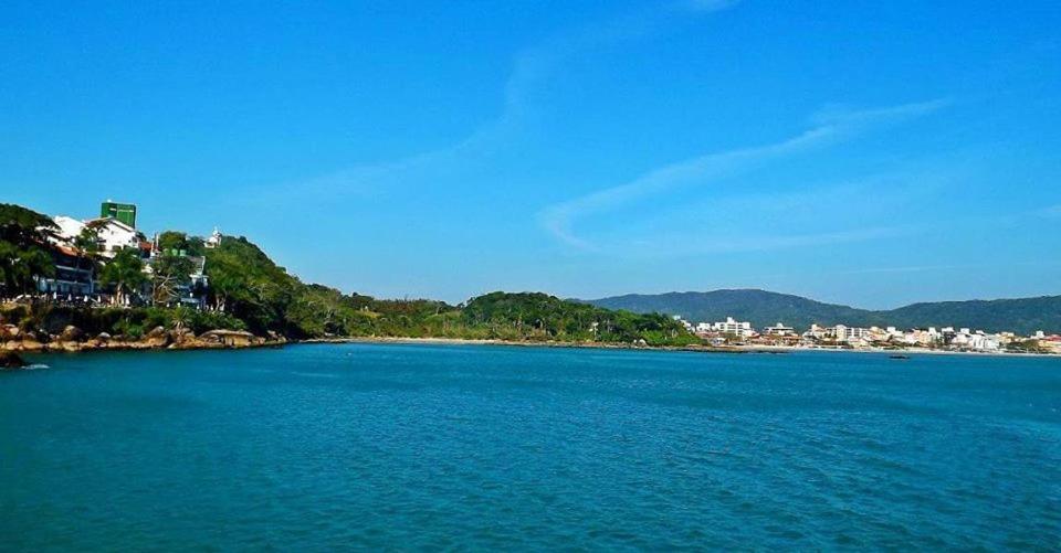 Casa De Praia Em Bombinhas Beach House ภายนอก รูปภาพ
