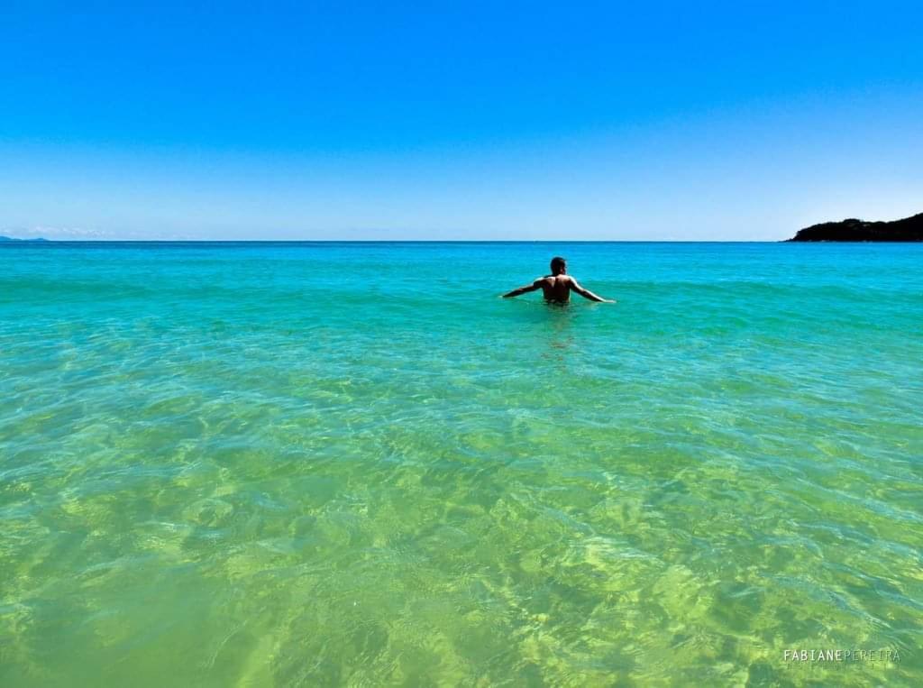 Casa De Praia Em Bombinhas Beach House ภายนอก รูปภาพ