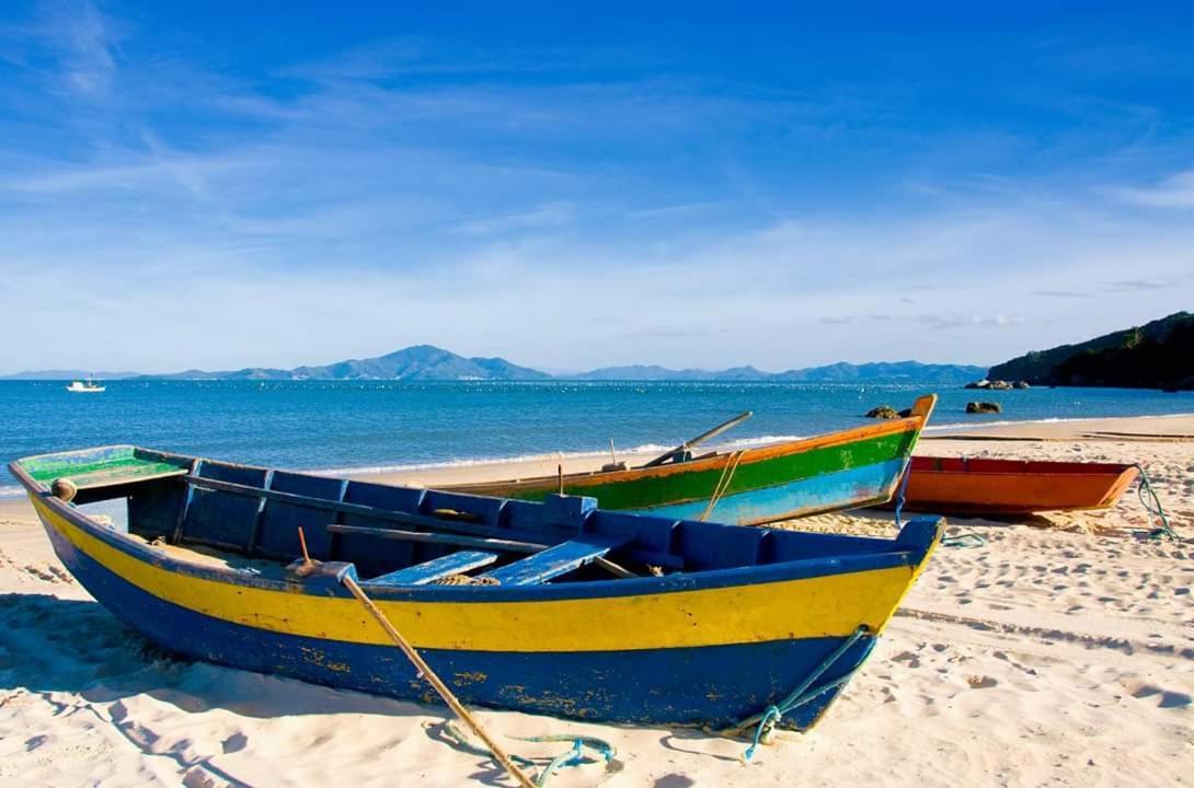 Casa De Praia Em Bombinhas Beach House ภายนอก รูปภาพ